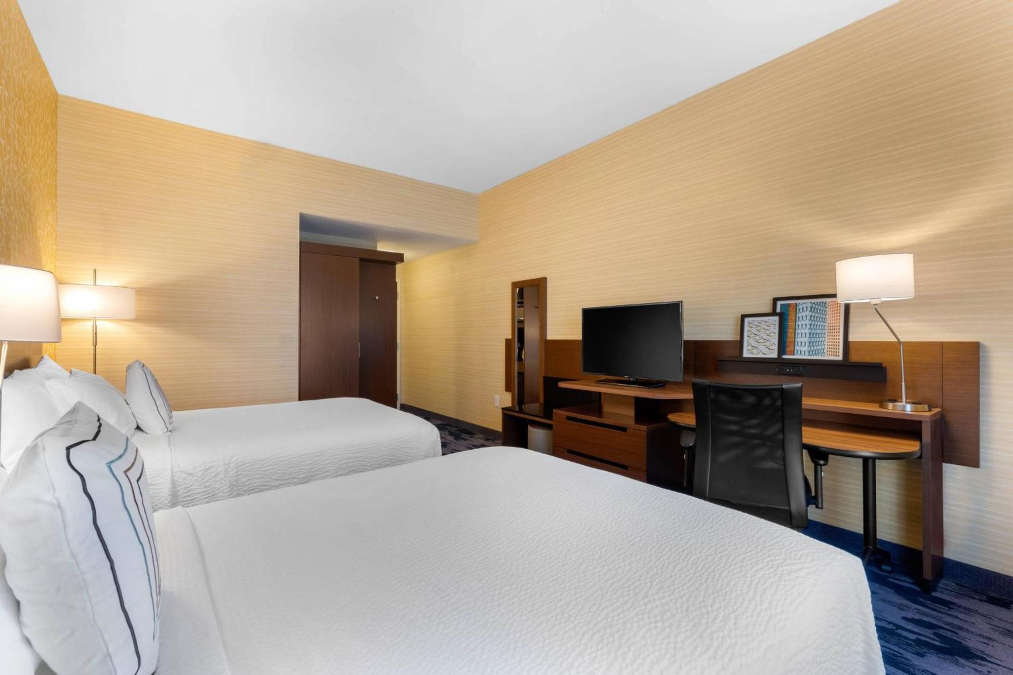 Fairfield Inn & Suites By Marriott Mebane Exterior photo